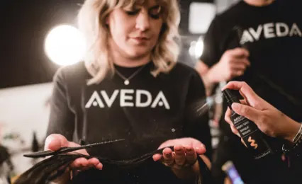 Cinta Aveda advantage
